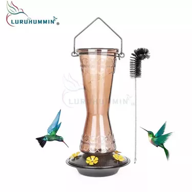 What are the innovations in the design of the hummingbird feeder?